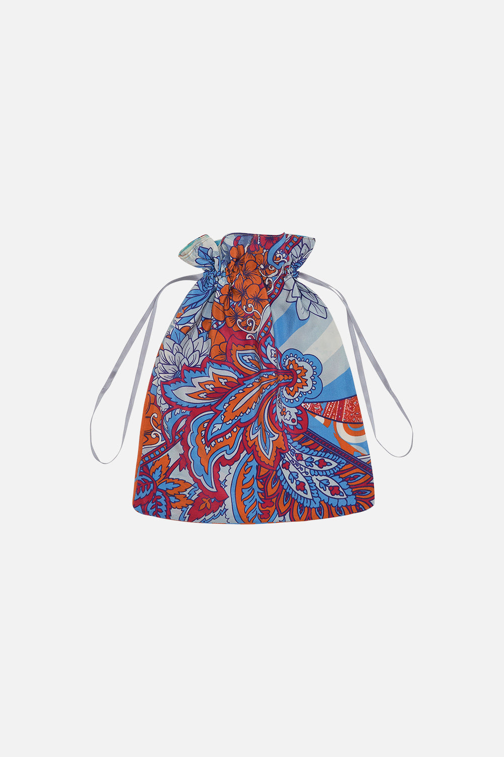 The CAMILLA THROW OVER WITH FEATHERS TILED IN TIME in our  print.